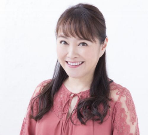 井上あずみ トトロ歌手 が骨折で車椅子 娘ゆーゆの病気 白血病 や結婚した夫は誰