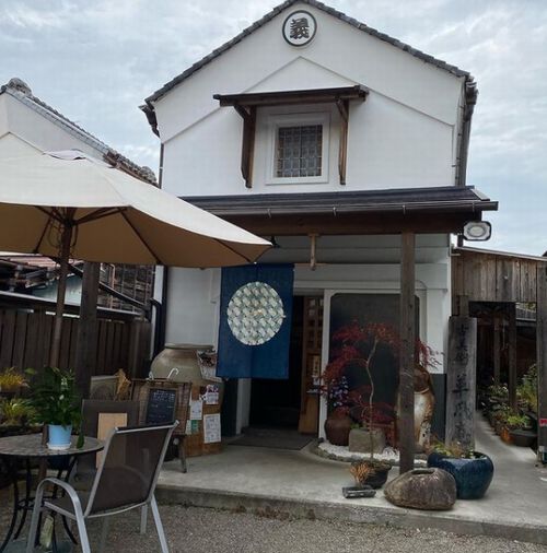 人生の楽園/蔵カフェ草風庵(粕谷幸平)場所は埼玉のどこ？メニューや値段は？フルーツや骨董の口コミは？